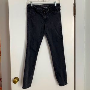 American Eagle black jeggings